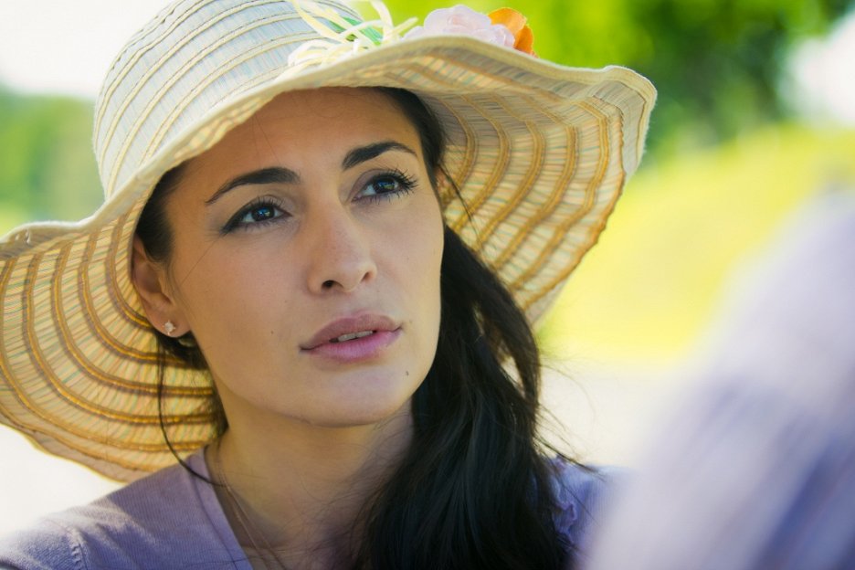 Eski xotinlarning mushuklari Elena Berkova ishtirokidagi yangi porno video