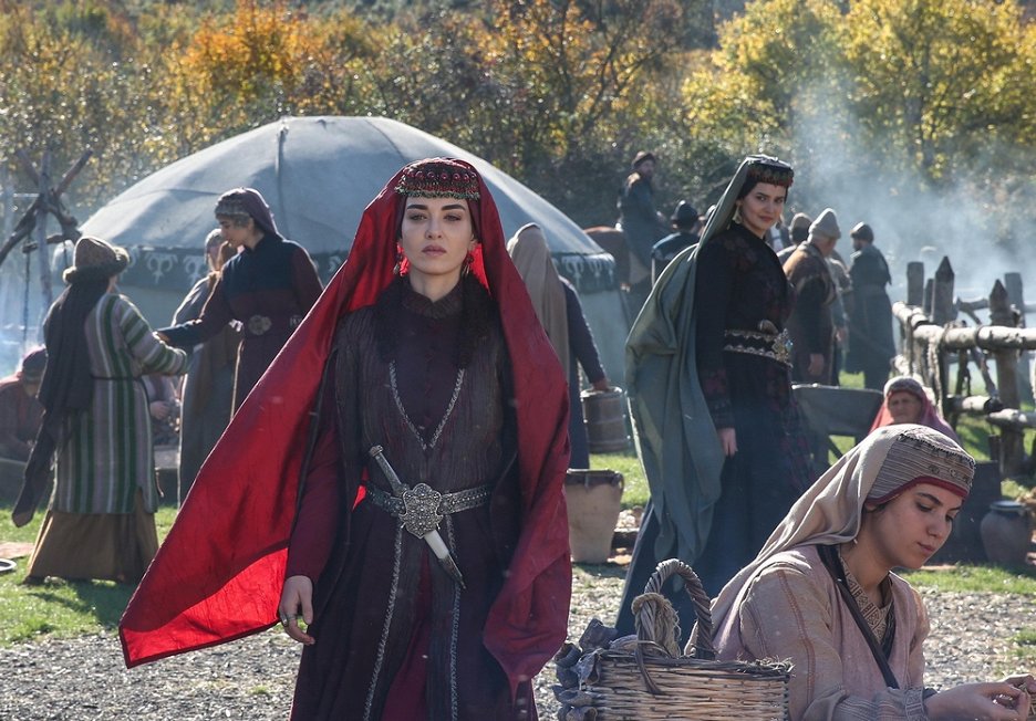Diriliş Ertuğrul Titan (S04E06) (2017) ČSFD.cz