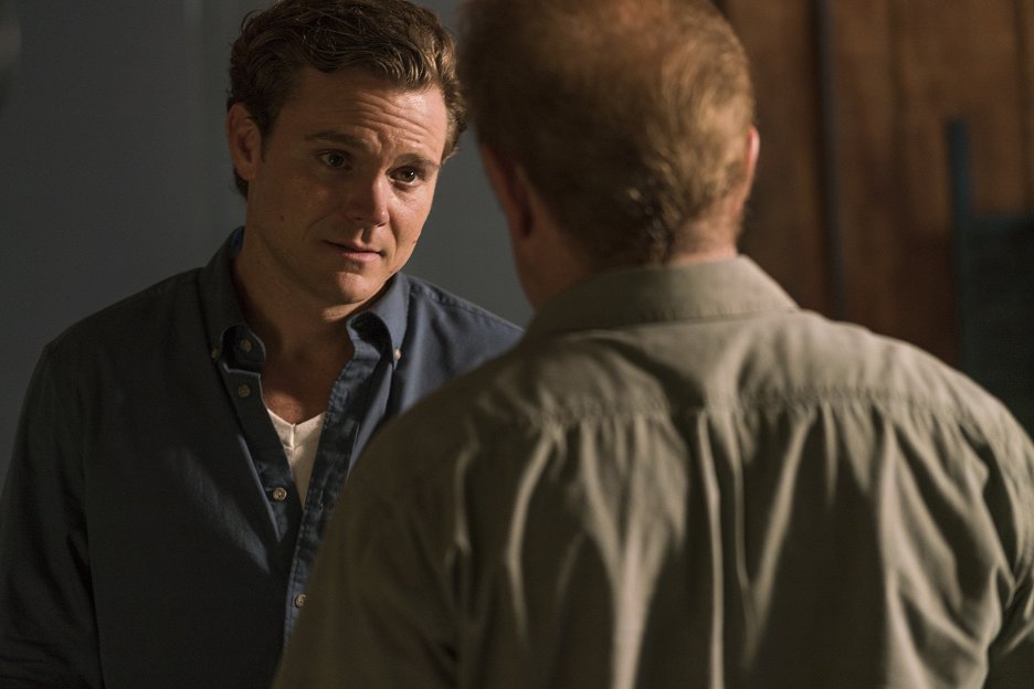 Rectify - Happy Unburdening (S04E07) (2016) | ČSFD.cz