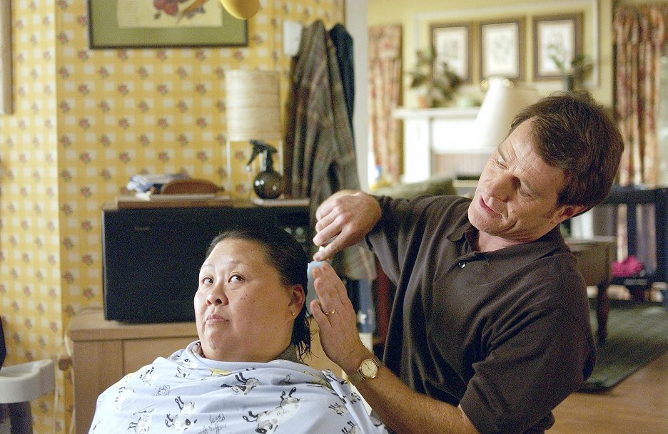 Malcolm v nesnázích Malcolm's Car (S06E09) (2005) ČSFD.cz