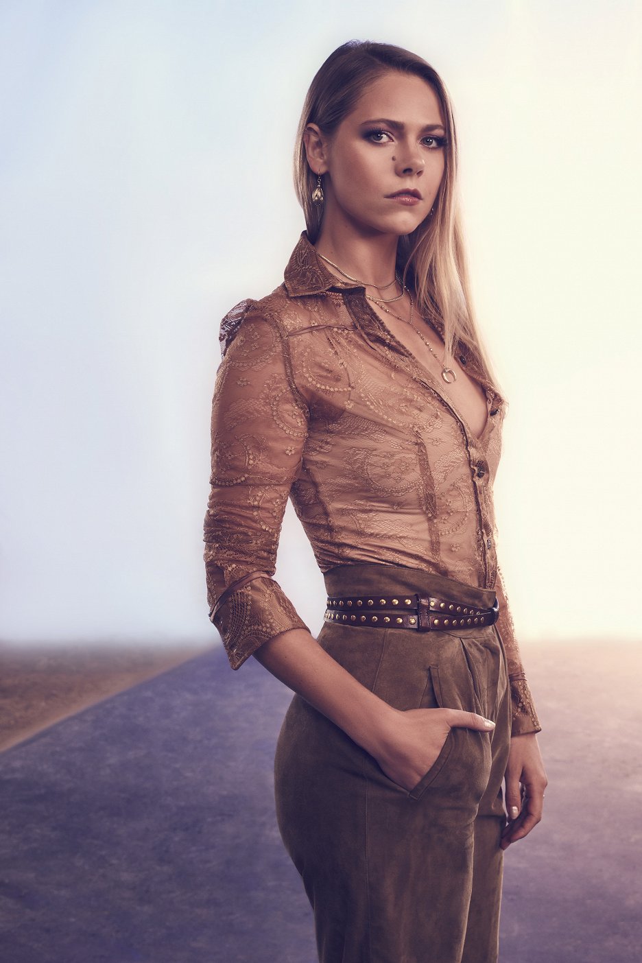 Lily Cowles Galerie Promo ČSFD.cz