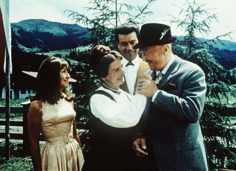 Es Ist 12 Uhr Ich Kauf Mir Supreme Lied Ich kauf' mir lieber einen Tirolerhut (1965) | ČSFD.cz