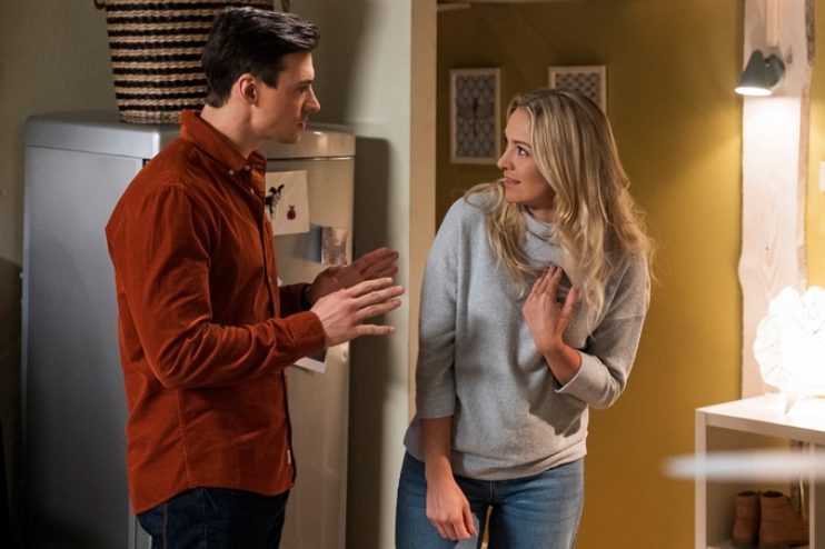 W Rytmie Serca Jesień 2019 W rytmie serca - Wracaj, gdzie jesteś? (S04E12) (2019) | ČSFD.cz