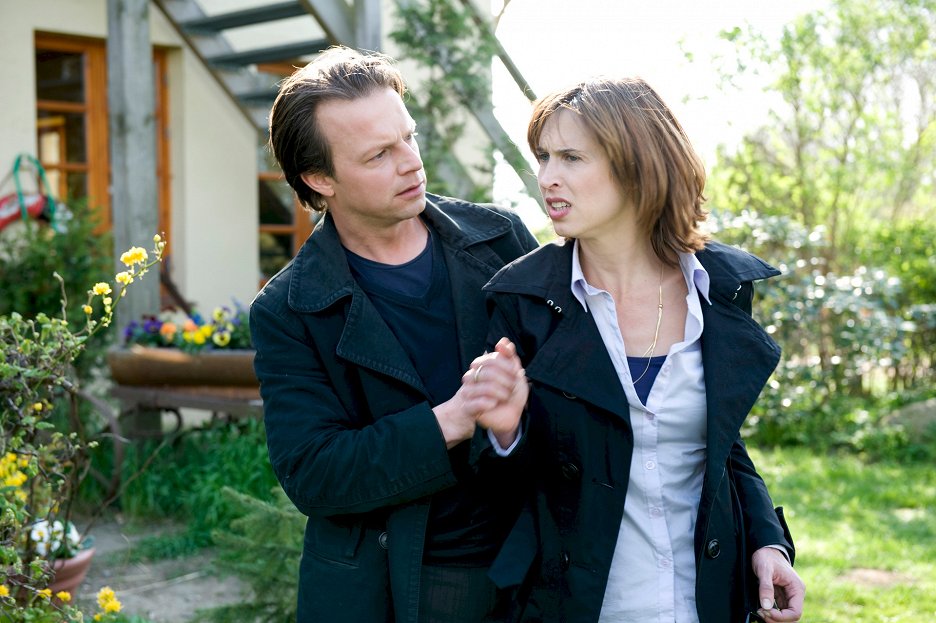 SOKO Wismar Tiefe Wunden (S06E08) (2008) ČSFD.cz SOKO Wismar Tiefe Wunden (S06E08) (2008) ČSFD.cz