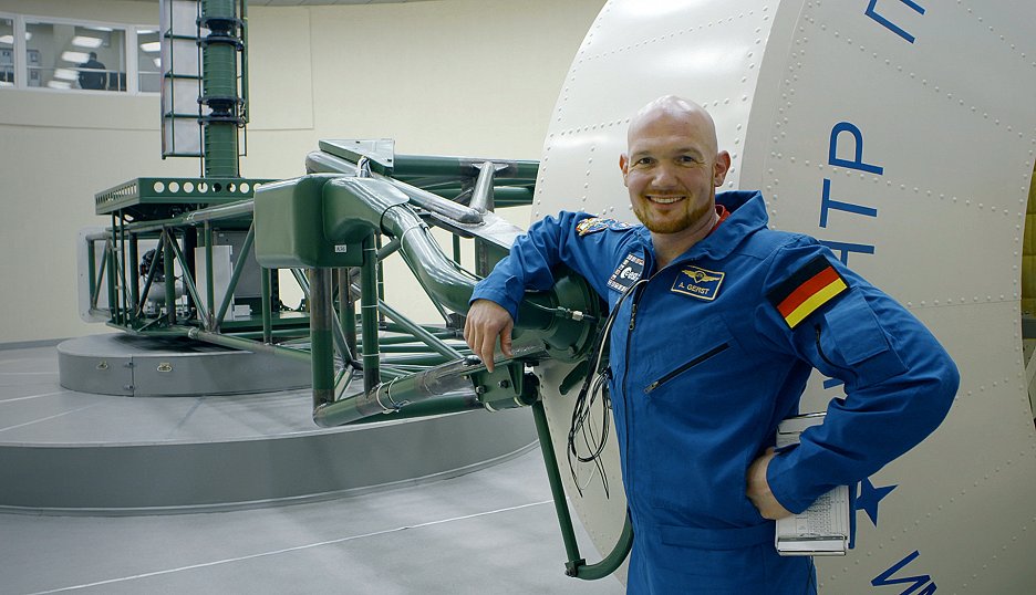 Reise zu neuen Horizonten - Mit Alexander Gerst ins All (2018) | ČSFD.cz