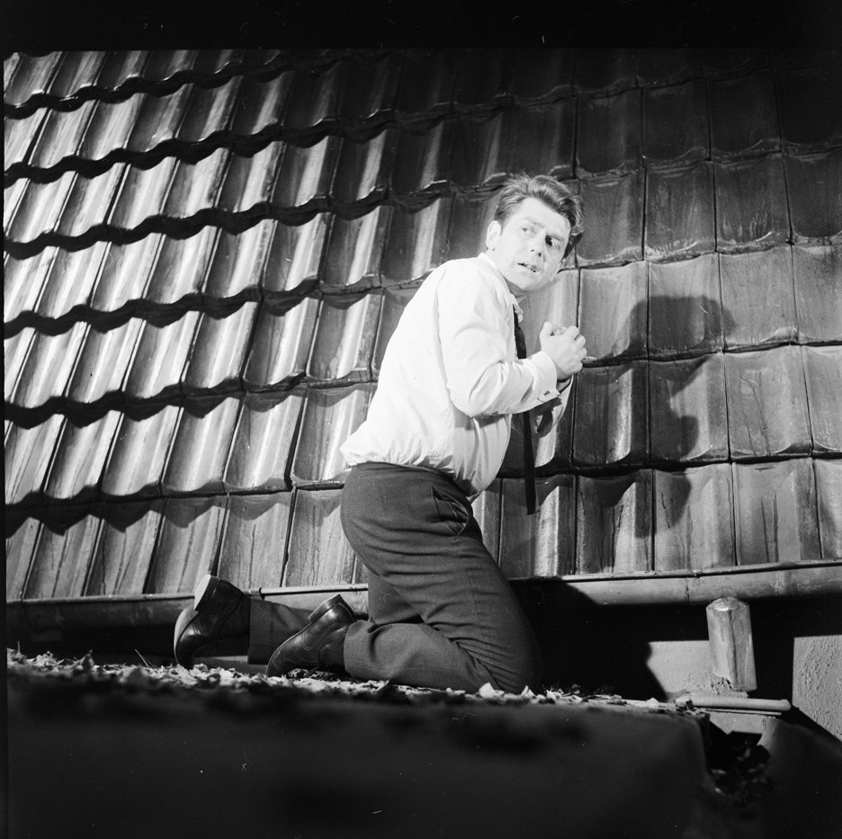 Der Mann mit der Maske (1964) ČSFD.cz