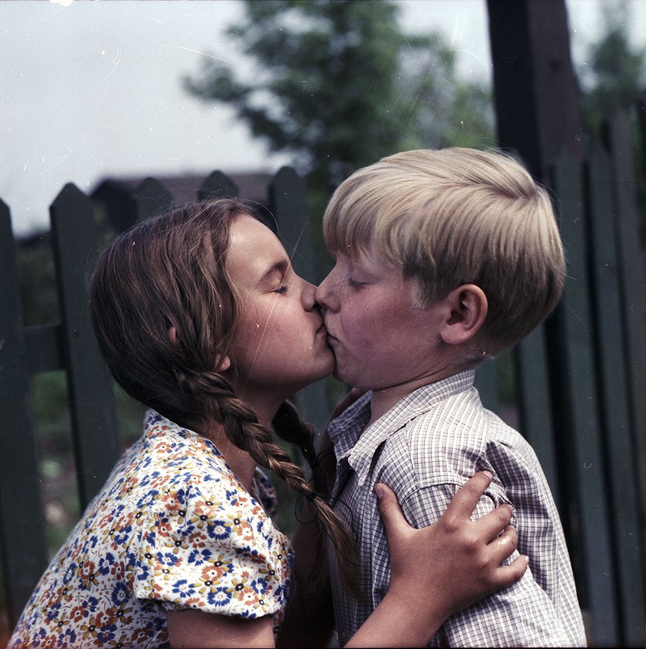 Moms boys films. Лопушок / pianke (1983).
