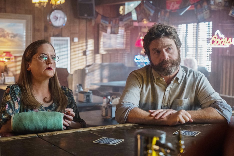 Baskets Finding Eddie (S03E02) (2018) ČSFD.cz