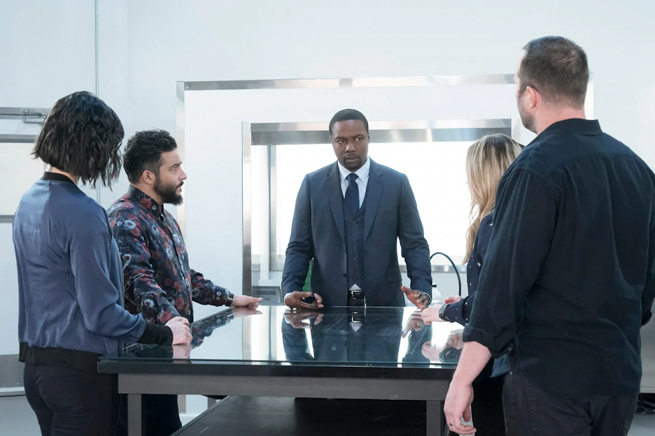 Mrtvý bod - Coder to Killer (S04E20) (2019) | ČSFD.cz