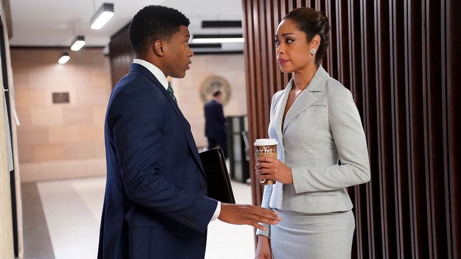 Ms. Pearson Republican Pearson - The Political Wife (E08) (2019) | ČSFD.cz