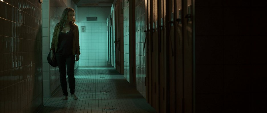 Dead girls don't love (2016) | ČSFD.cz