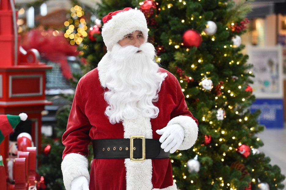 Wrapped Up In Christmas (2017) Galerie Z filmu ČSFD.cz