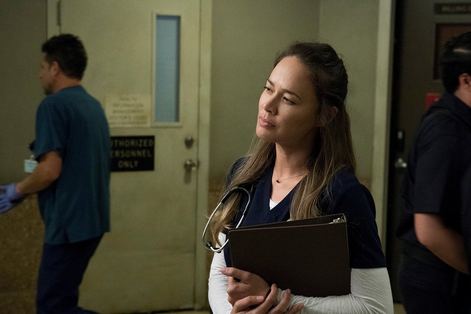 Code Black - Change of Heart (S03E10) (2018) | ČSFD.cz