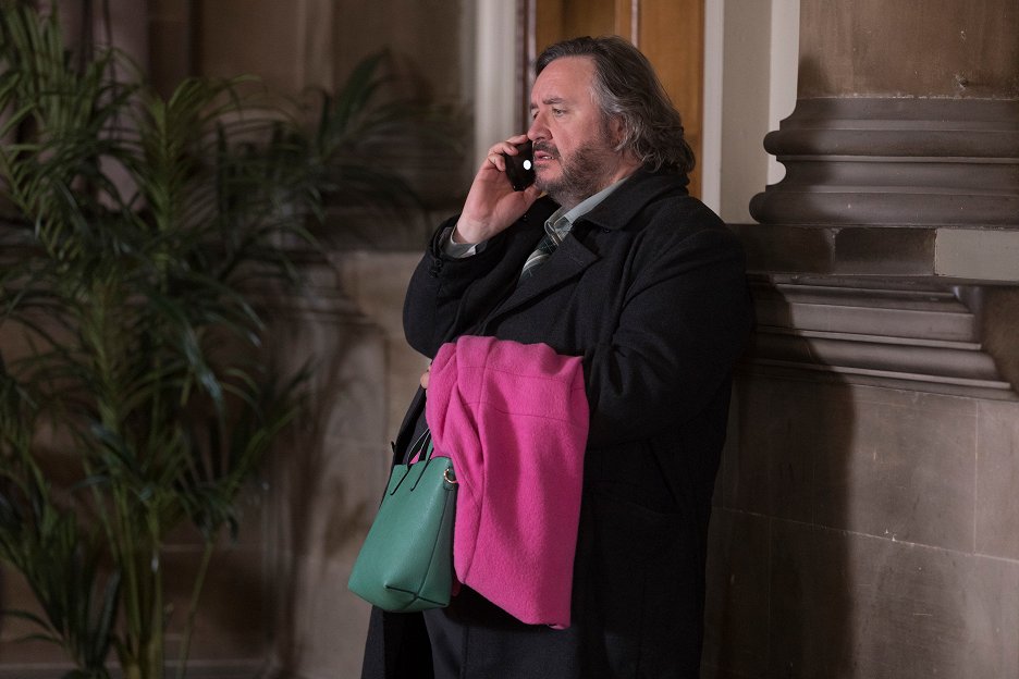 Vraždy ve Stratfordu No More Cakes and Ale (S02E05) (2019) ČSFD.cz