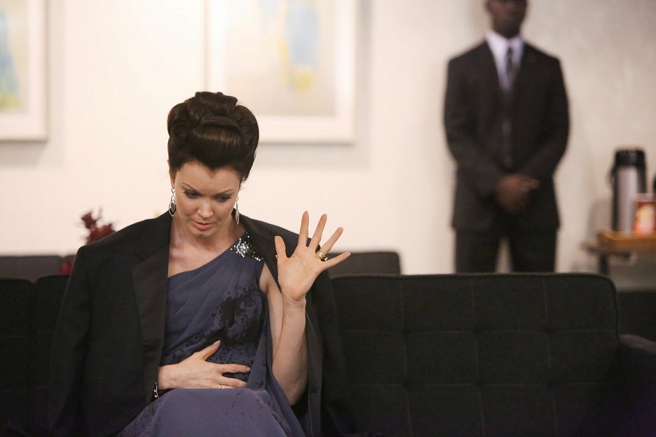 Skandál - Happy Birthday, Mr. President (S02E08) (2012) | ČSFD.cz