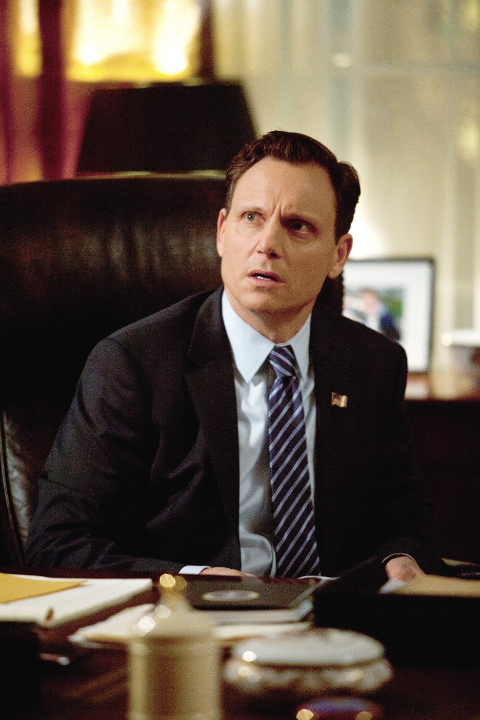 Skandál Top of the Hour (S02E16) (2013) ČSFD.cz