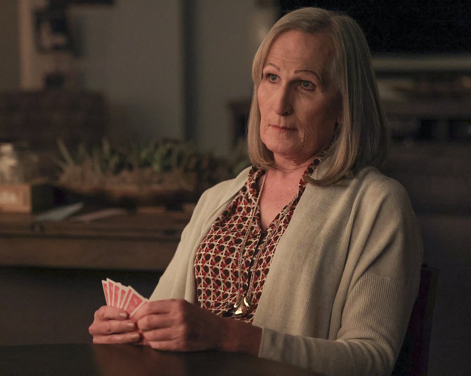 Bobbi Charlton ČSFD.cz