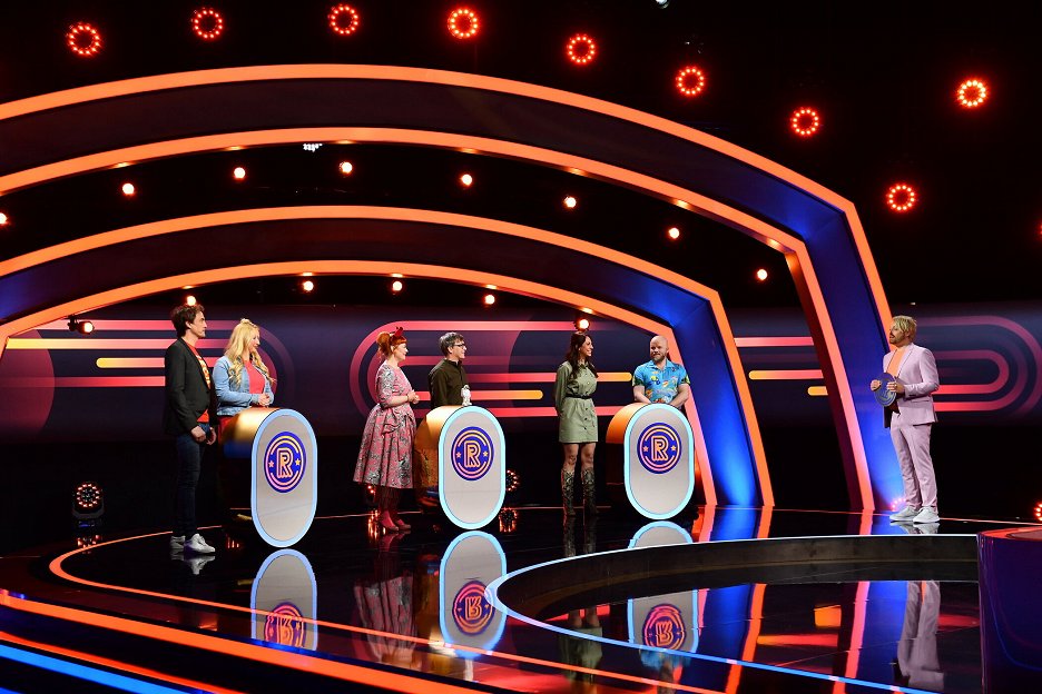 Rolling Das Quiz Mit Der Münze Abgesetzt Rolling - Das Quiz mit der Münze (2021) | ČSFD.cz