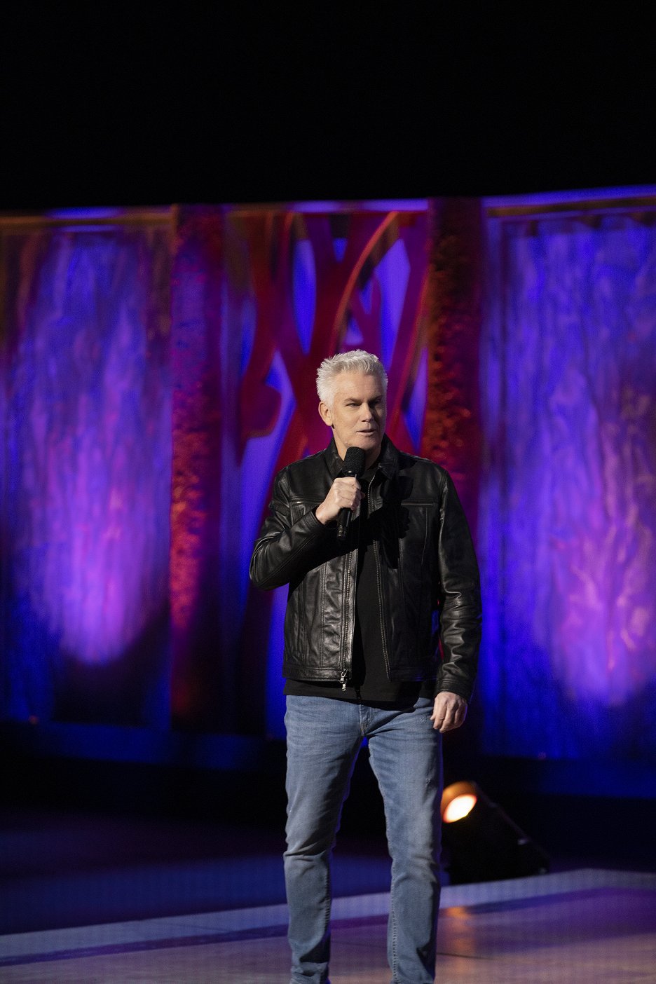 Brian Regan: On the Rocks (2021) | ČSFD.sk