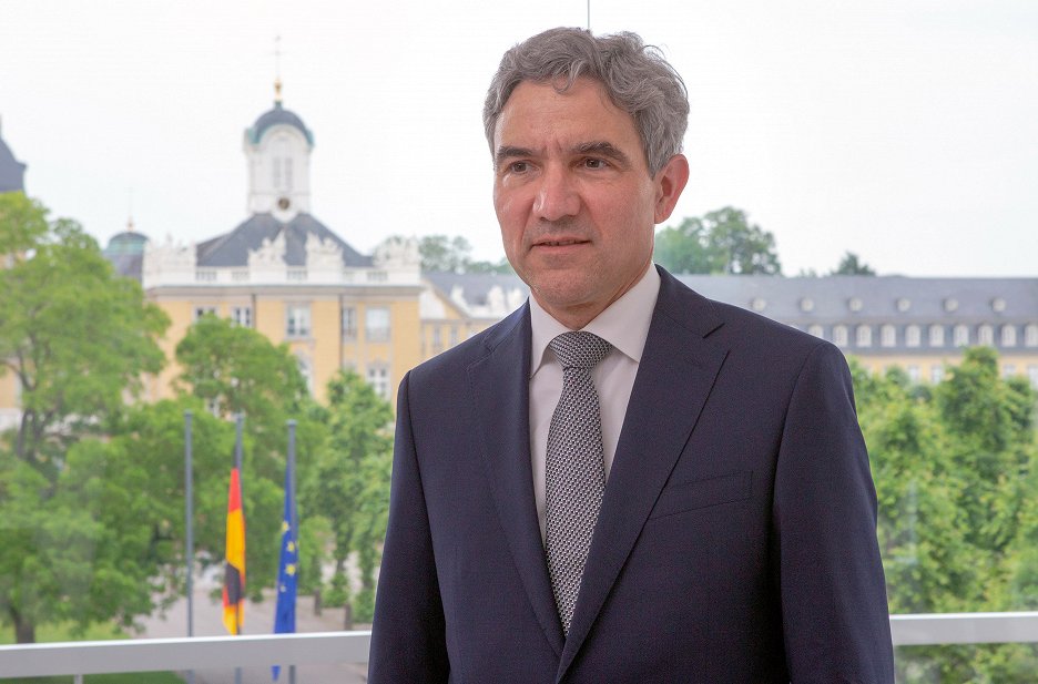 Hat Das Bundesverfassungsgericht Zu Viel Macht Auftrag Gerechtigkeit - Wie viel Macht hat das Bundesverfassungsgericht