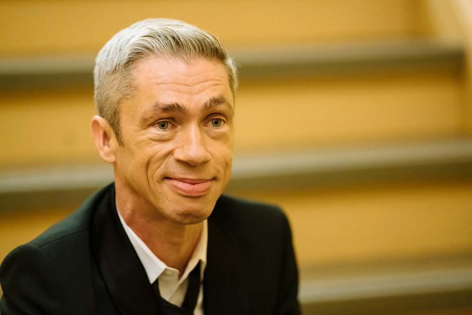 Loudermilk Wind Beneath My Wings (S03E07) (2020) ČSFD.cz