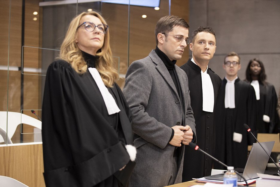 Le Code (2021) ČSFD.cz