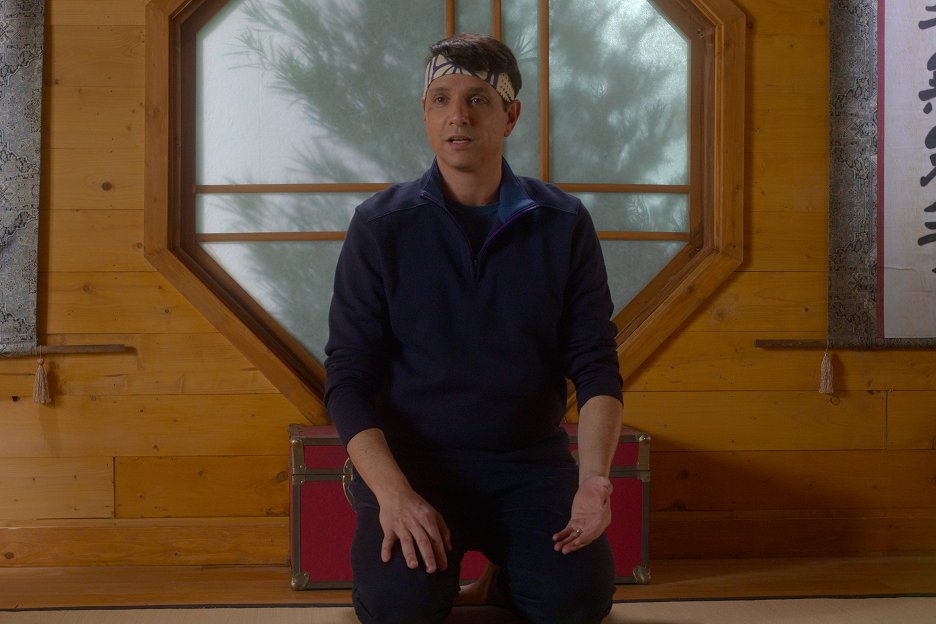 Cobra Kai Série 4 (S04) (2021) ČSFD.cz