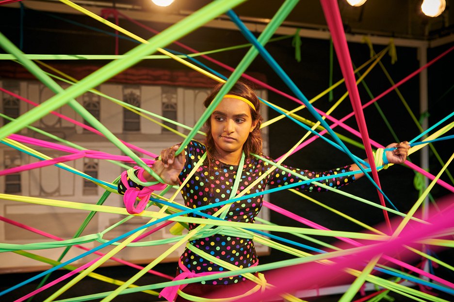 Schloss Einstein Episode 18 (S25E18) (2022) ČSFD.cz