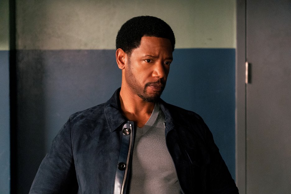 Equalizer Vox Populi (S02E16) (2022) ČSFD.cz