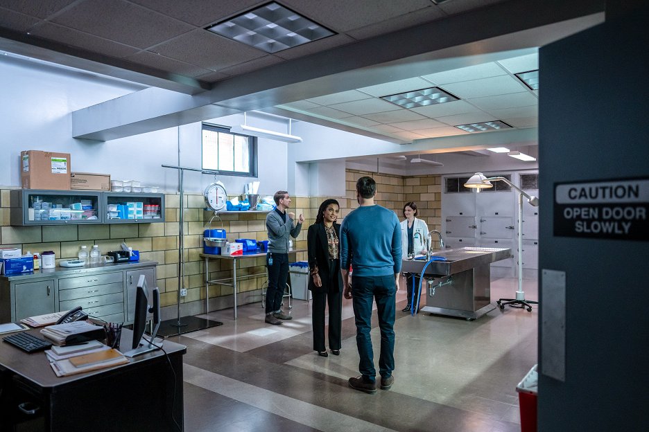 Nemocnice New Amsterdam - ...Unto the Breach (S04E14) (2022) | ČSFD.cz