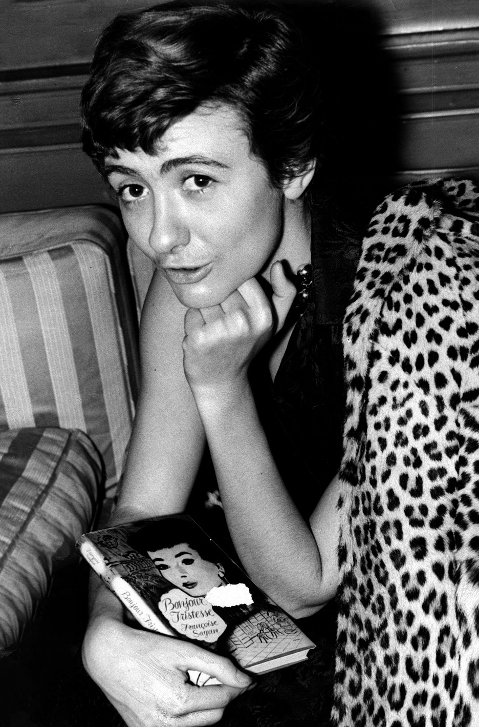 Bonjour Sagan (2022) ČSFD.cz