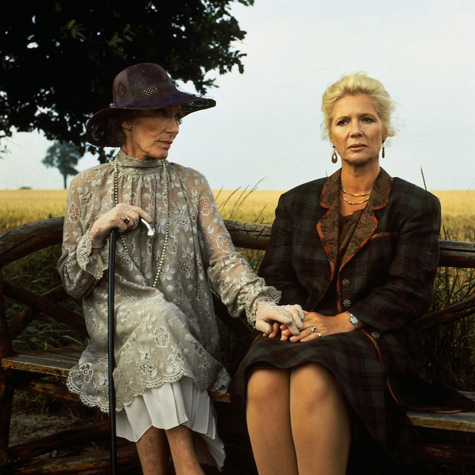 Das Erbe der Guldenburgs - Der kleine Bruder (S01E12) (1987) | ČSFD.cz