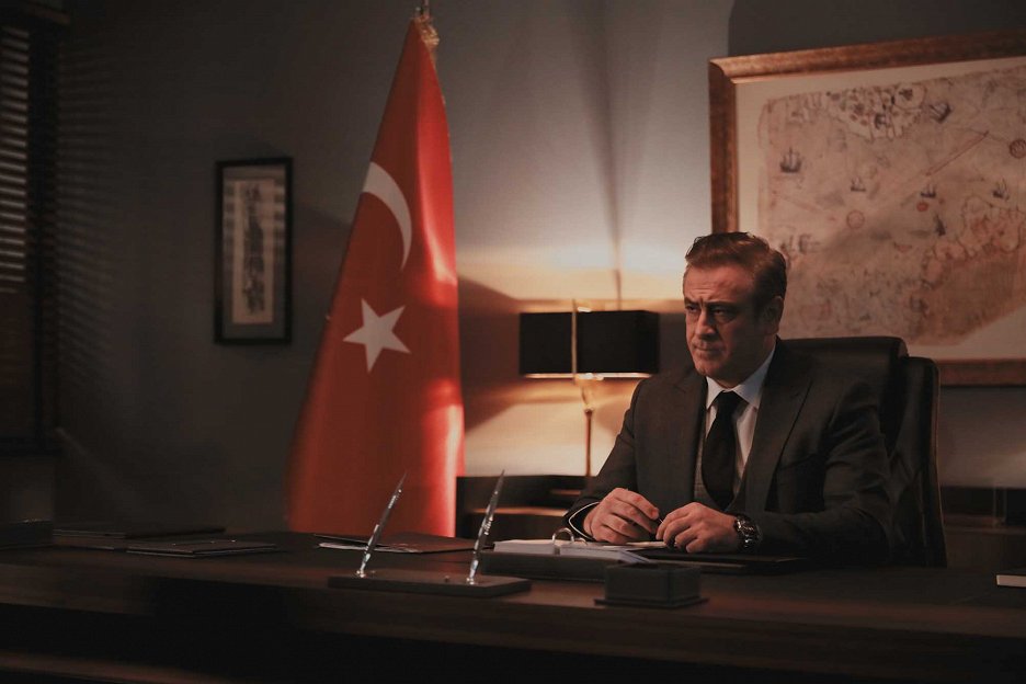 turgut-tun-alp-galerie-z-filmu-sfd-cz