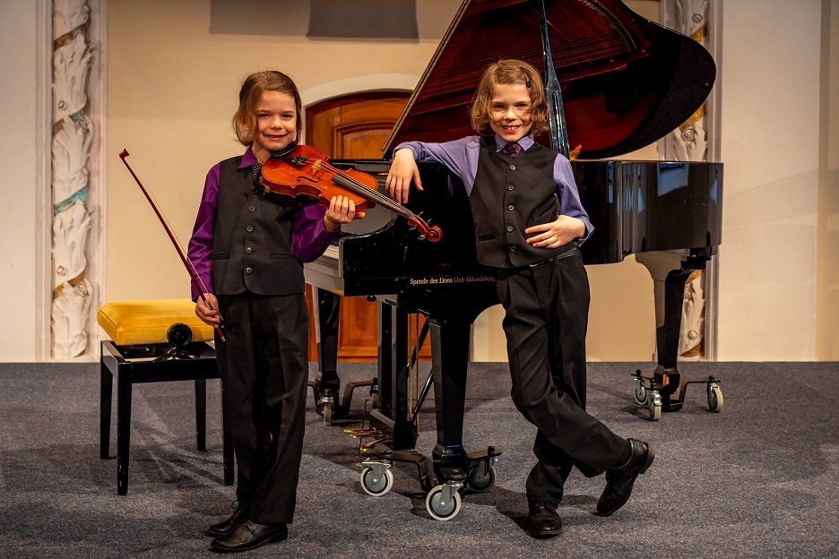 Wunderkinder MiniMozarts Fluch oder Segen? (E02) (2023) ČSFD.cz