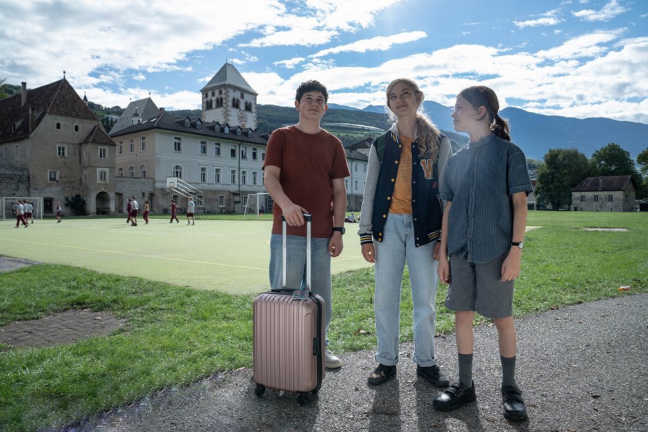 Besetzung Von Das Fliegende Klassenzimmer 2023 Das fliegende Klassenzimmer (2023) | ČSFD.cz