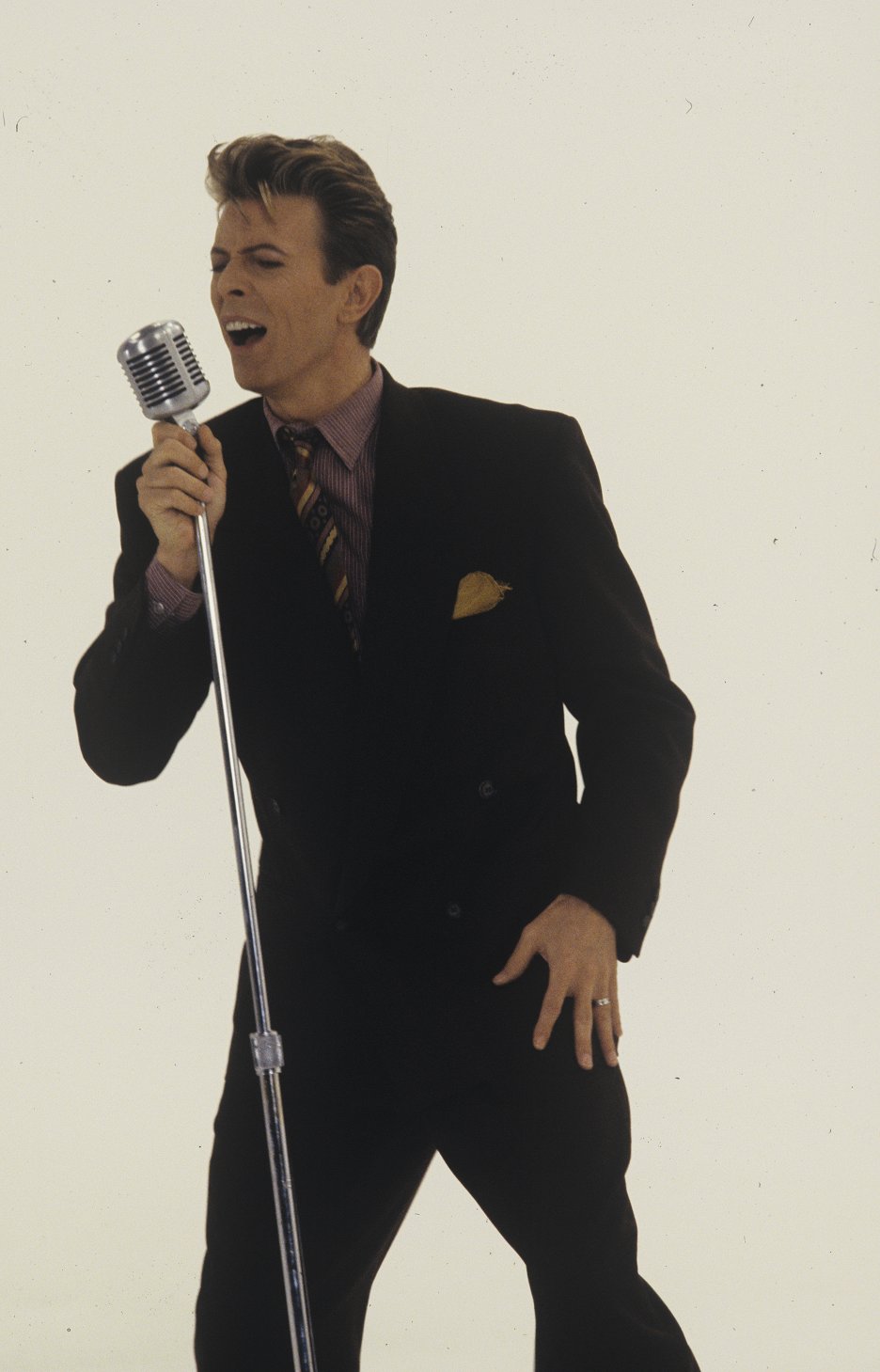 David Bowie Black Tie White Noise (1993) ČSFD.cz