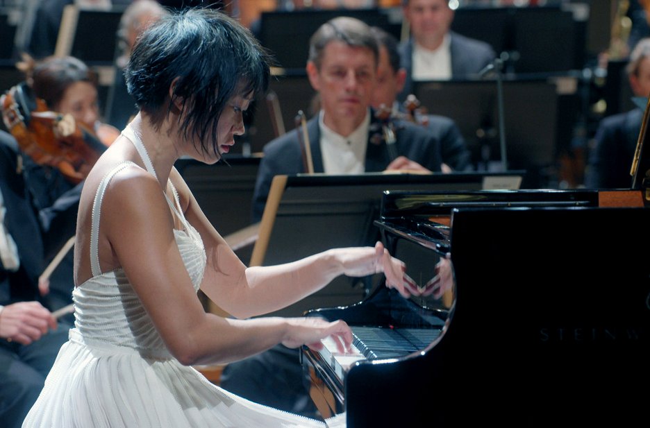 Klaus Mäkelä & Yuja Wang (2023) Galerie Z filmu ČSFD.cz
