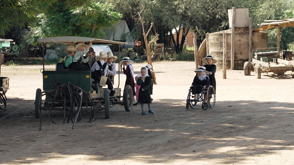 Mennonites, Into the Heart of a Secret Community (2023) | Gallery ...
