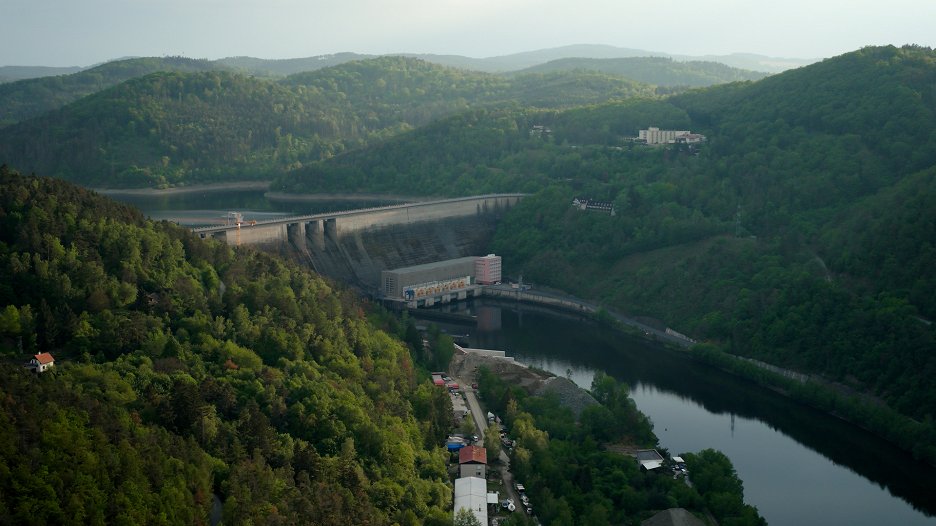 České řeky z výšky - Vltava 1. část (E09) (2025) | ČSFD.cz