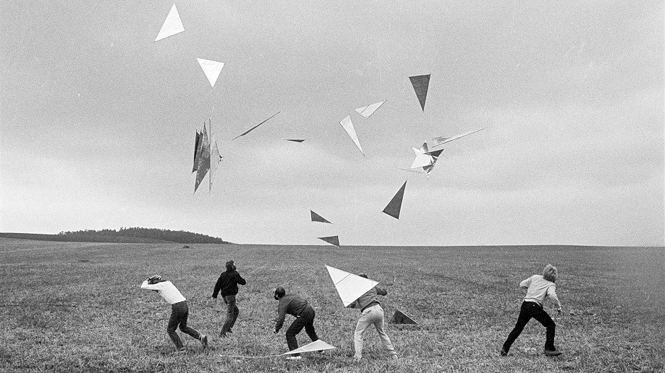 Go Clara Go: die Kunst des kreativen Widerstands (2025) | ČSFD.cz