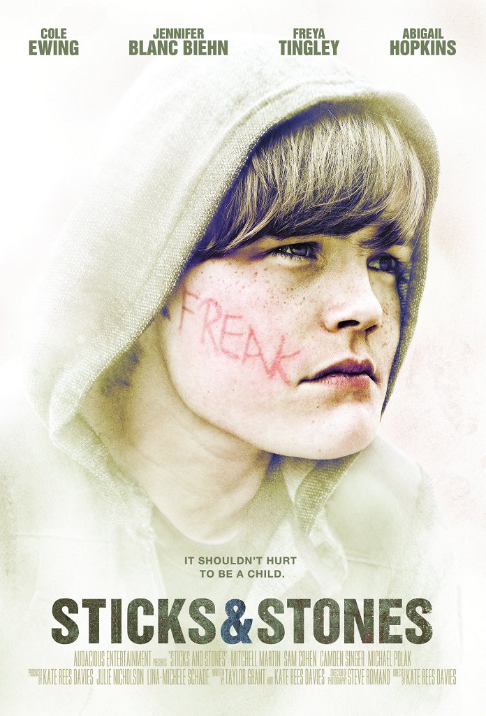 Sticks and Stones (2012) ČSFD.cz