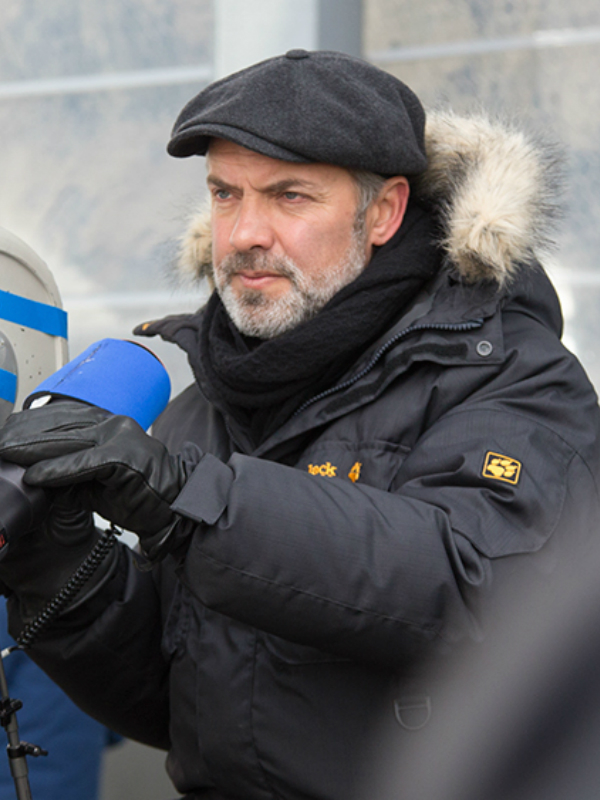 Sam Medvec Sam Mendes jde do války | Novinky | ČSFD.cz
