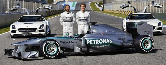 F1 2013- Mercedes představil svůj nový monopost!