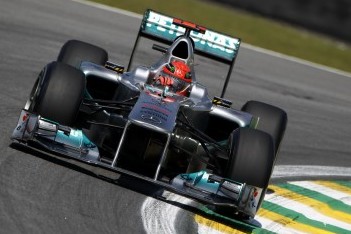 F1 Zajímavosti: Schumacher v květnu opět za volantem F1!