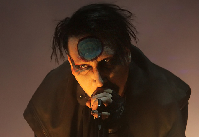 Marilyn Manson - Antichrist Superstar (From Dead To The World)