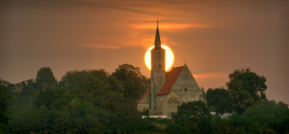 Až vyjde měsíc