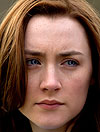 Saoirse Ronan jako bezhlavá královna